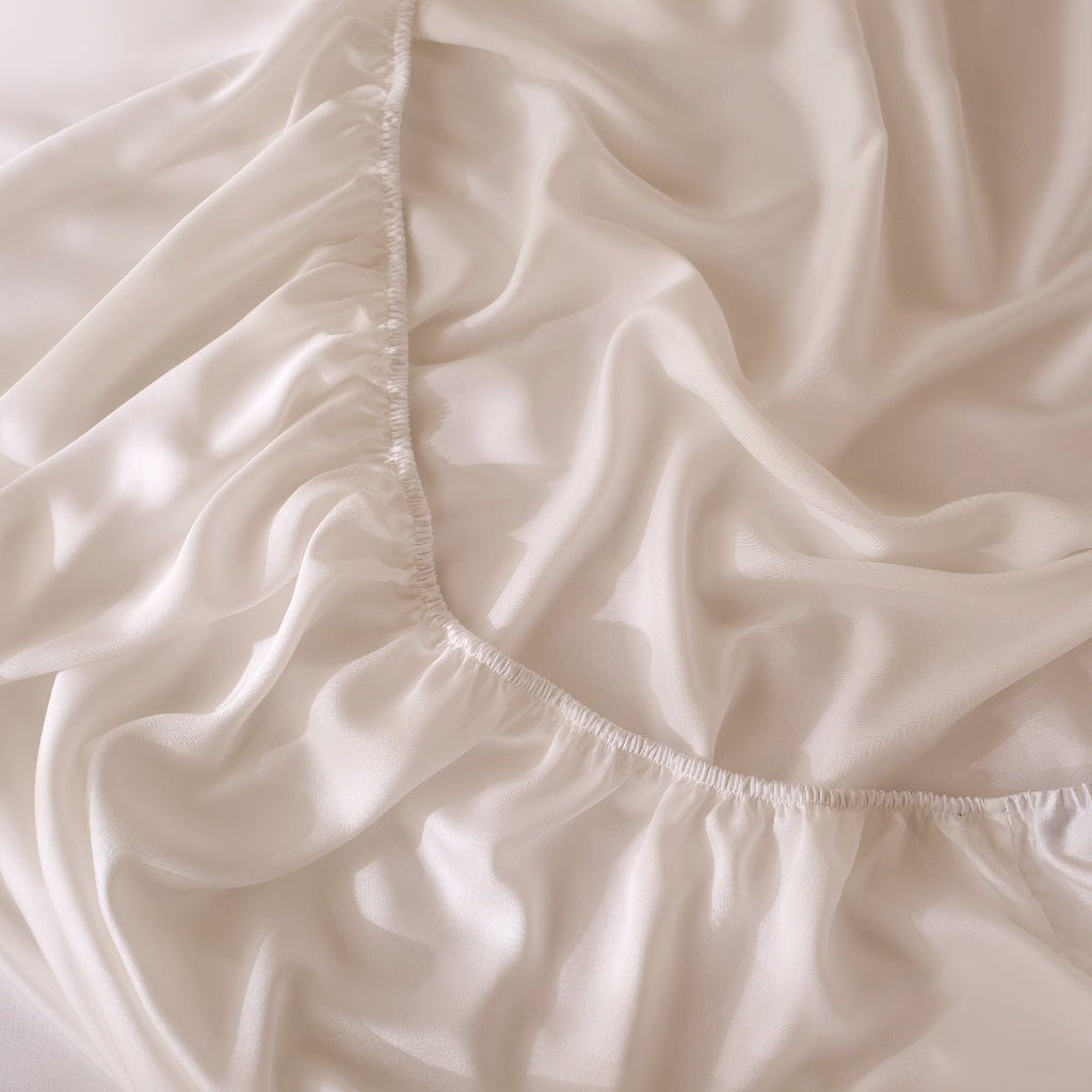 Snuggle & Stay Signature Furless™ Sheet Set