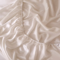 Snuggle & Stay Signature Furless™ Sheet Set
